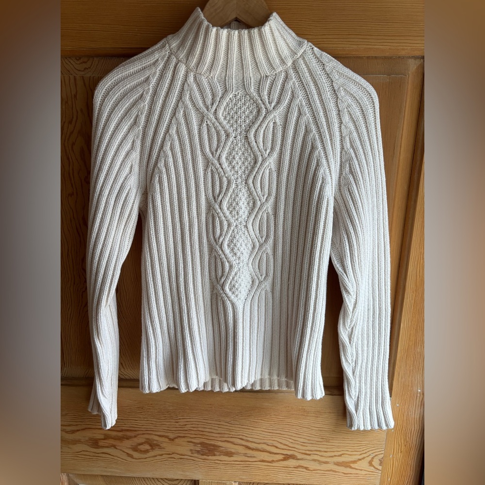 Liz Claiborne Ivory Cable Knit Turtleneck Sweater | Size Medium